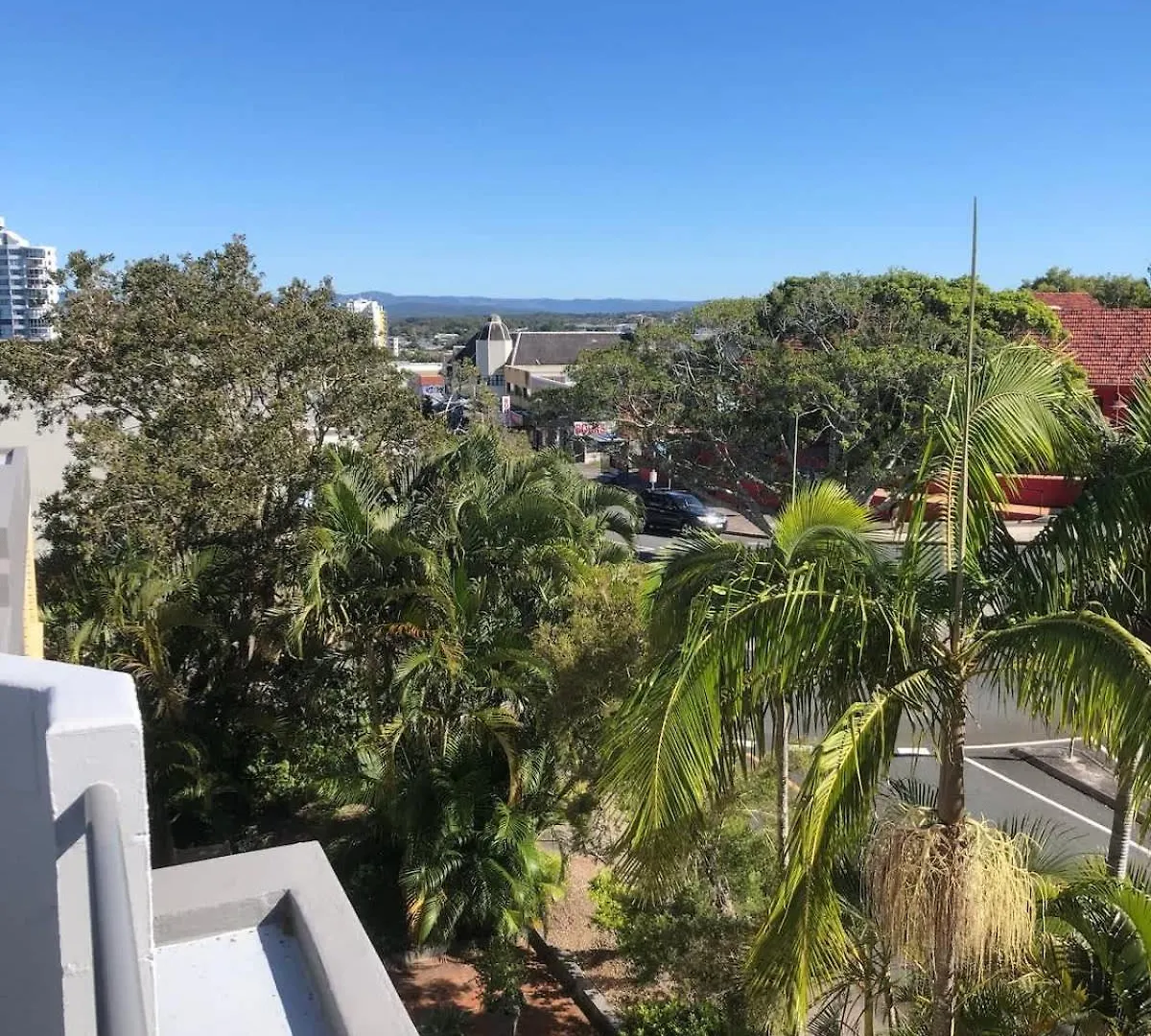 Location At Its Best - Ocean Views & Private Rooftop Caloundra Appartamento