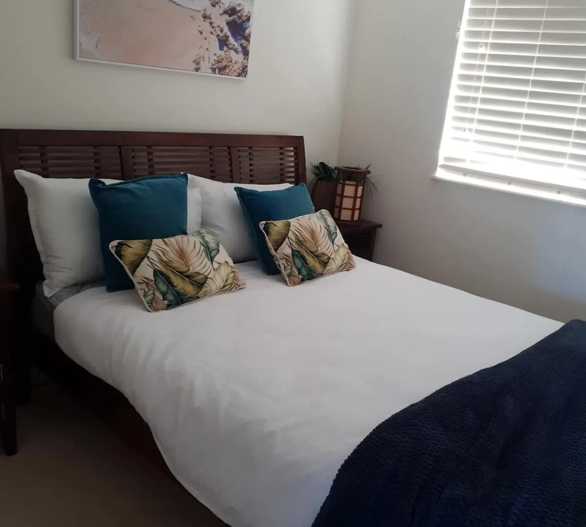 Location At Its Best - Ocean Views & Private Rooftop Caloundra Australia